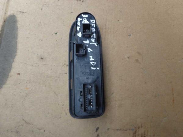 BOUTON LEVE VITRE PEUGEOT 308 7/2007-2014 ( 4VITRES ) - Vue 2